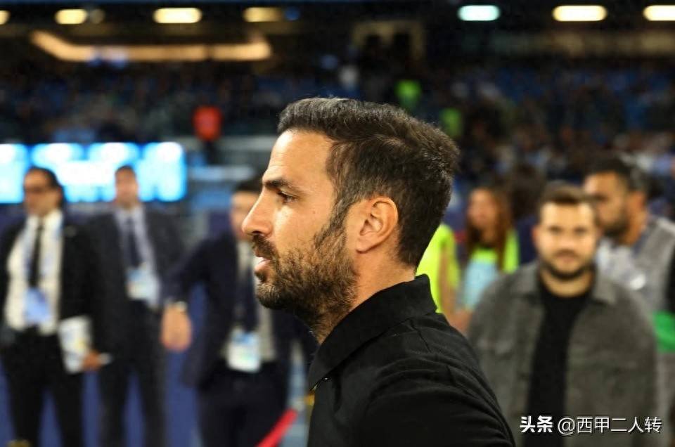 2-0!法布雷加斯率科莫惊艳意甲,全联赛为之侧目