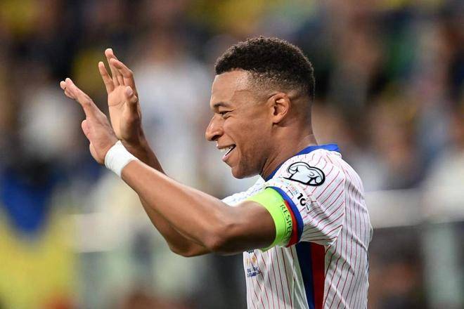 重回欧洲!法国队迎好消息,法甲将签昔日巨星中场,助力世界杯