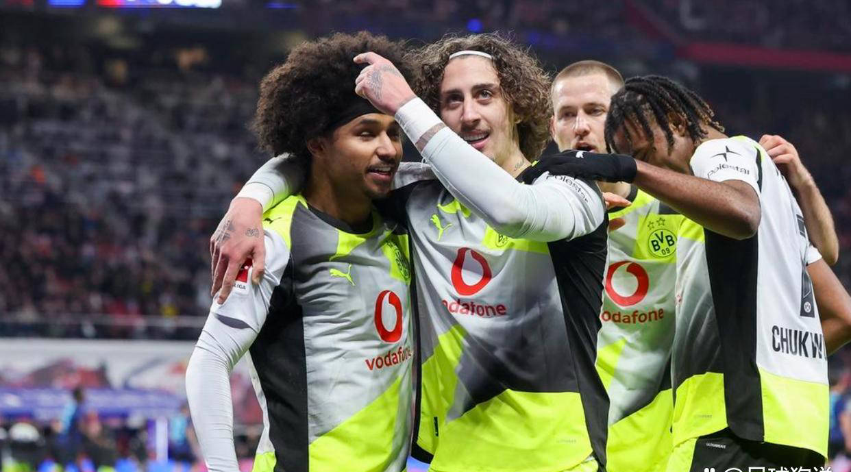 德甲第23轮焦点战:多特蒙德2-2顽强补时扳平,但争冠形势愈发严峻