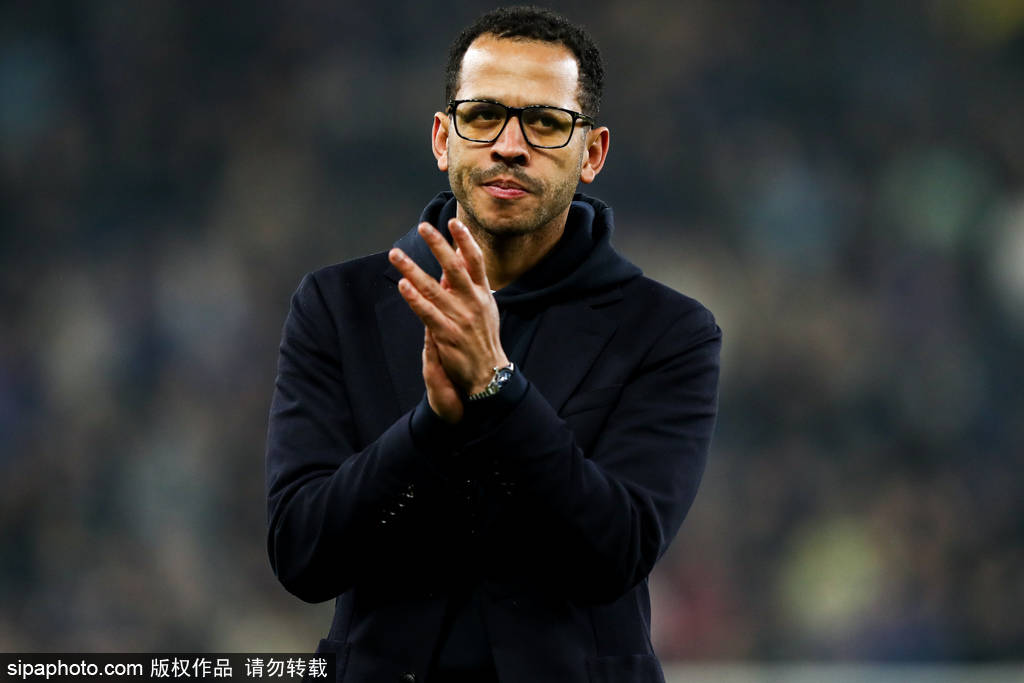 4连败+场均吞3弹！罗塞尼尔19战7负 切尔西再次换帅？