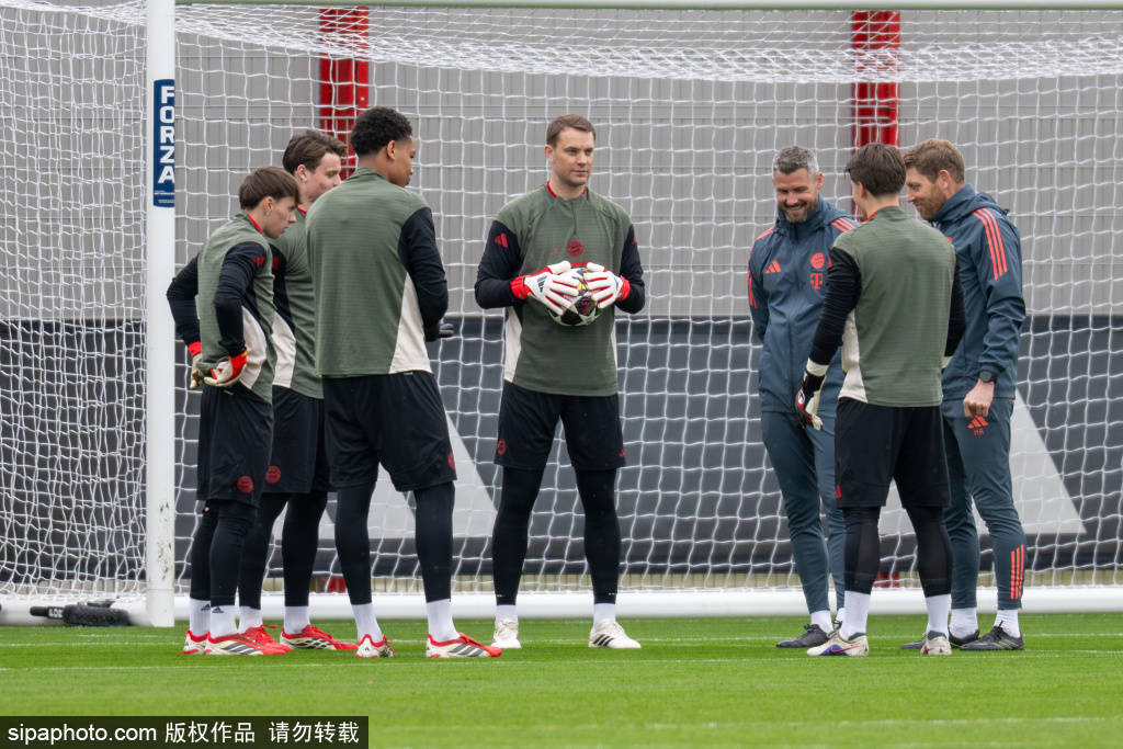 拜仁门将荒再升级:欧冠战皇马恐启用十六岁小将?