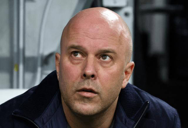 欧冠之夜 三点重磅对决!登贝莱与萨拉赫的较量,利物浦主帅面临考验